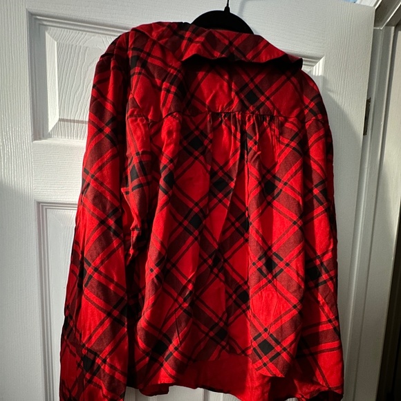 Old Navy Red Buffalo Check Crepe Button-Down Top – Women’s 3X - NWT - Picture 5 of 6